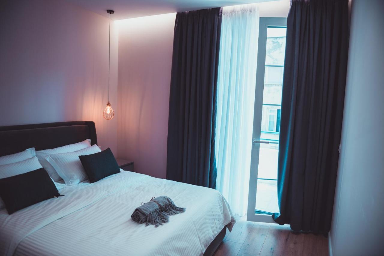 Tam Skanderbeg Square Center No2 Appartement *